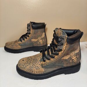 NEW Art Deco Medallion Bee Vegan Leather Boots Unisex Size Men 7 / Womens 8.5